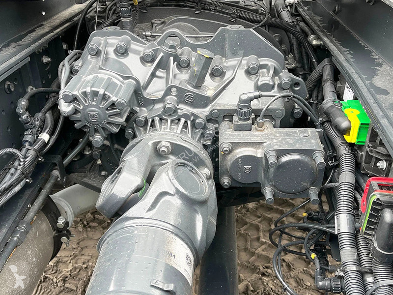 جرار Iveco T-Way AT720T47WTH Tractor Head (9...