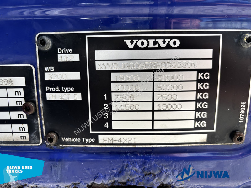 جرار Volvo 380 4x2 RTI Compressor + Xenon