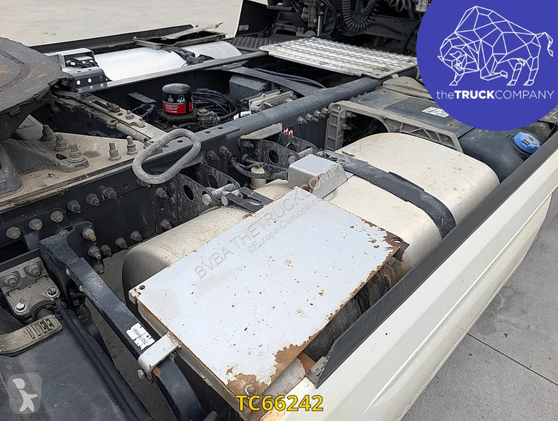 جرار Renault T 520