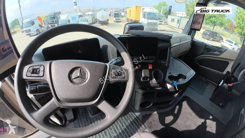 Ťahač Mercedes