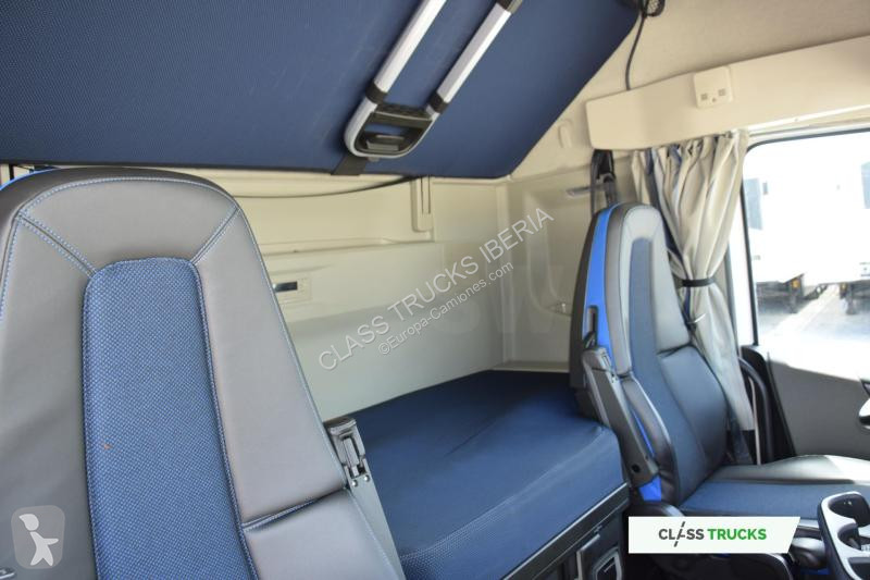 جرار Volvo FH 460 AERO Globetrotter XL ACC...