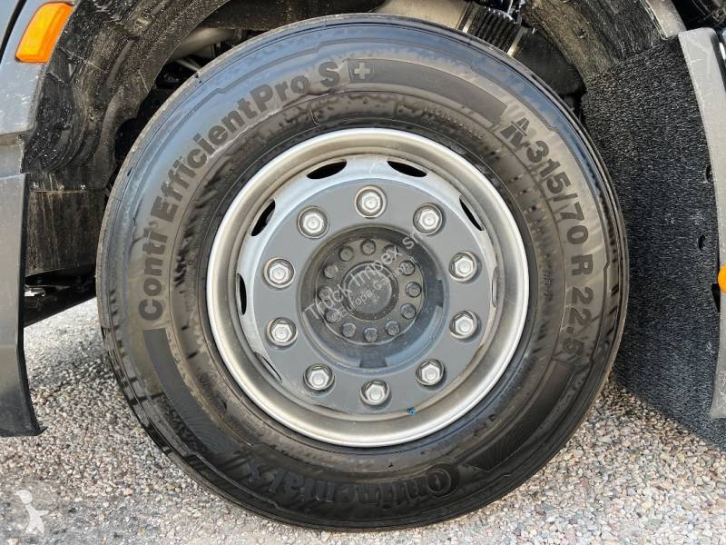 جرار Iveco