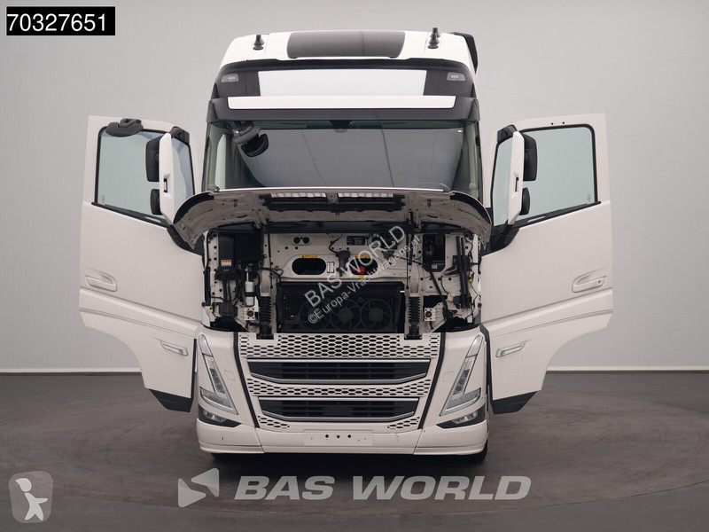 Trekker Volvo FH 460 4X2 XL 2xTanks VEB+...