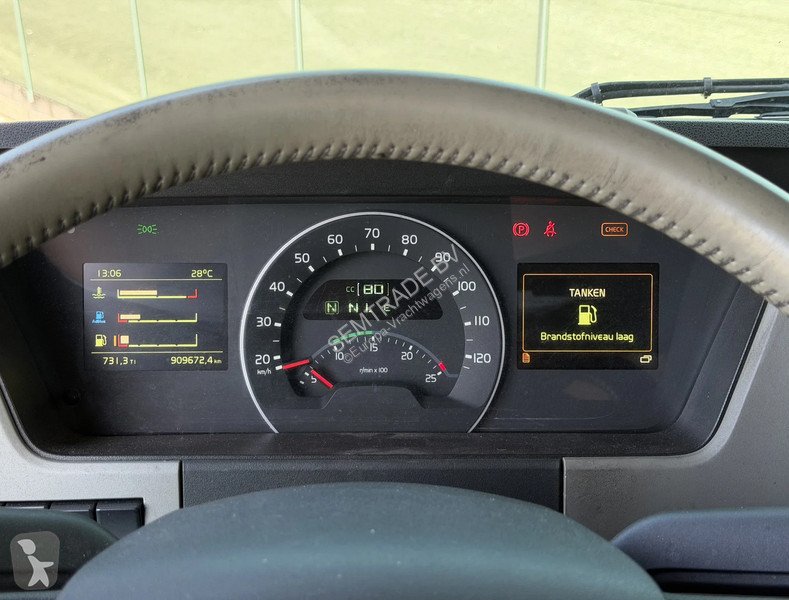 جرار Volvo FM 370 EURO 6 SPOILERS SMART TACHO...