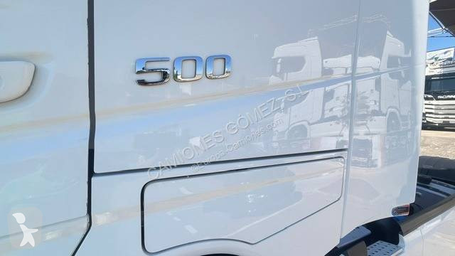 جرار Volvo
