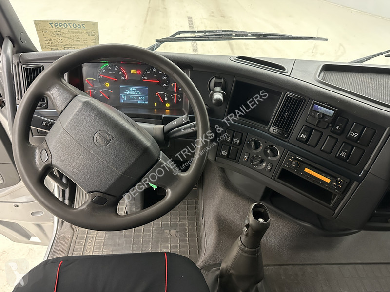 جرار Volvo 550 - 6x4
