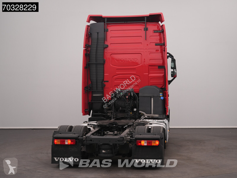 جرار Volvo FH 460 4X2 XL Mega 2x Tanks ACC TÜV