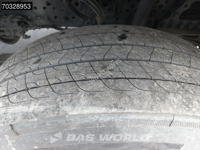 جرار Mercedes 1842 4X2 RHD Unused! ClassicSpace