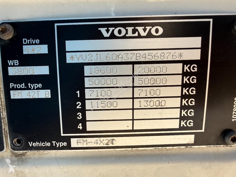 جرار Volvo 400 4X2 EUR0 5