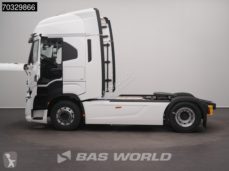جرار Iveco S-Way 500 4X2 NEW! HPEB Parking...