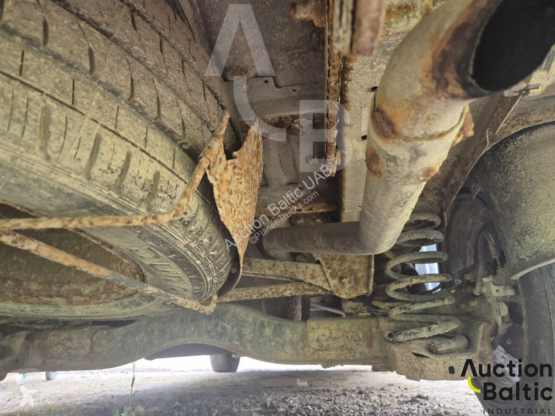 جرار Volvo FM360