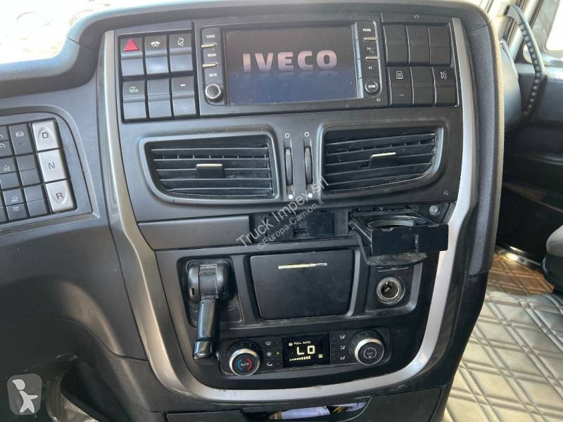 Iveco  tractor unit