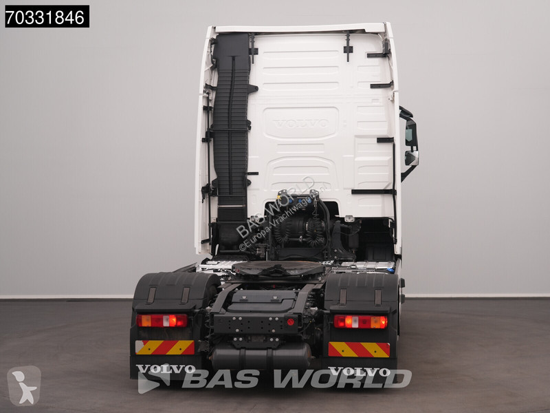 جرار Volvo 500 4X2 XL 2xTanks I-ParkCool ACC