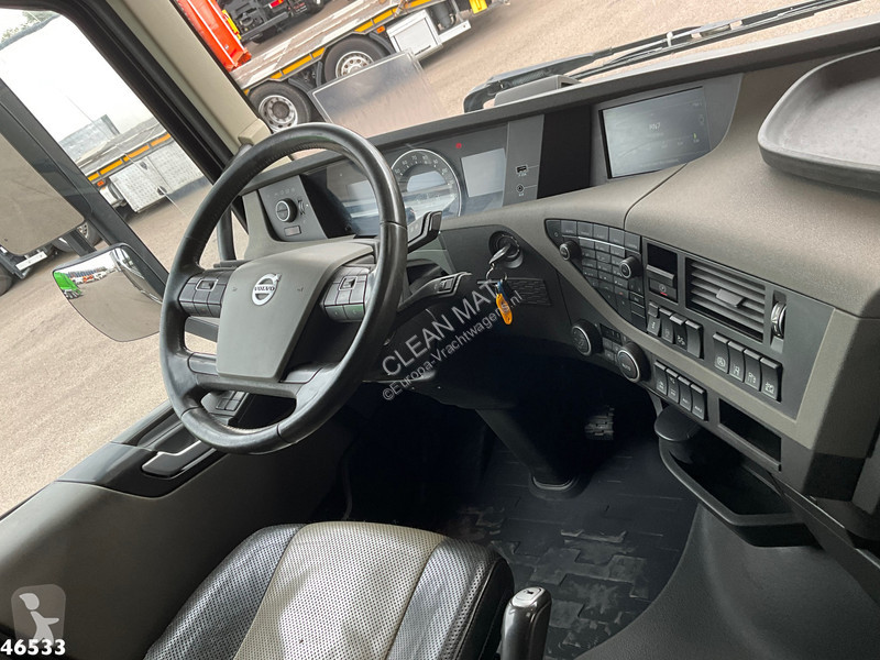 جرار Volvo 6x2 VEB+