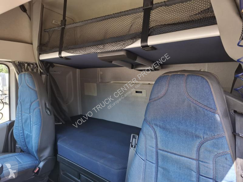 جرار Volvo 500