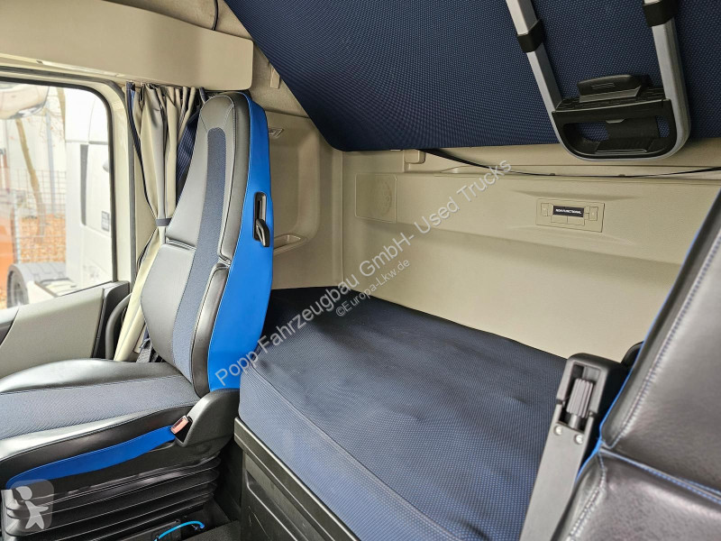 جرار Volvo 500 4x2*Standklima,2-Liegen,VEB+,NB*