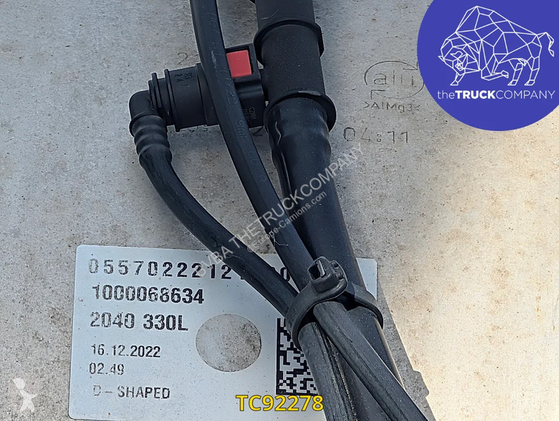 جرار Volvo 500
