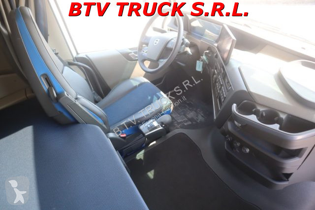 جرار Volvo FH