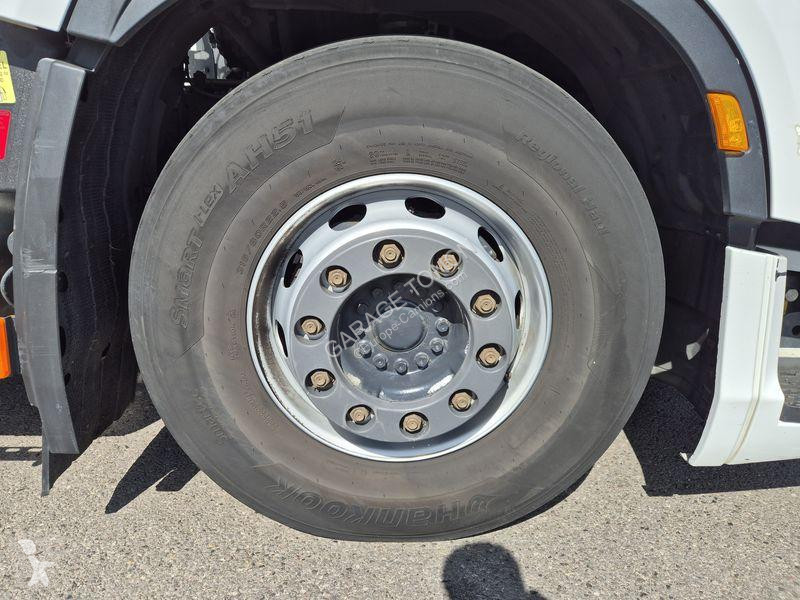 جرار Iveco 460 GNL / INTARDER