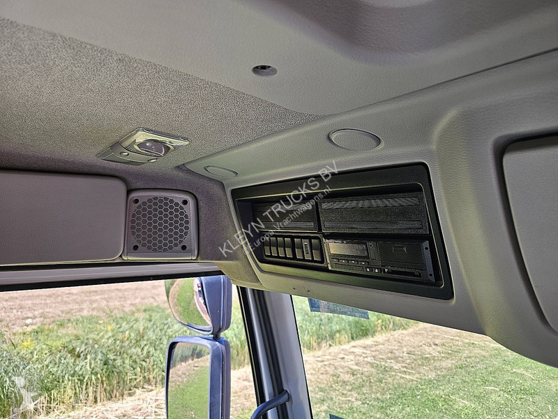 جرار Renault C 430 SHORT CAB 188TKM