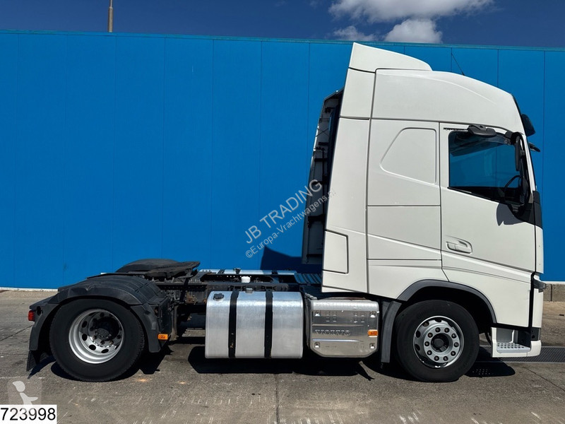 جرار Volvo 460 EURO 6