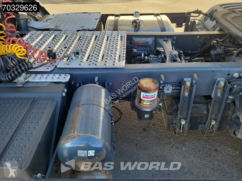 جرار Scania 360  4X2 Daycab Navi