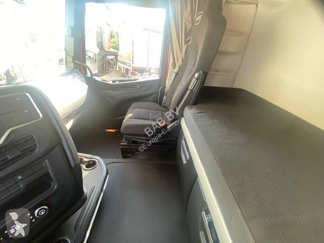 جرار Iveco