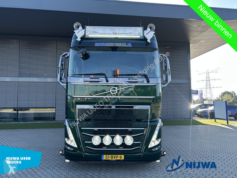 جرار Volvo 500 TC 4x2 Showtruck + I-Park