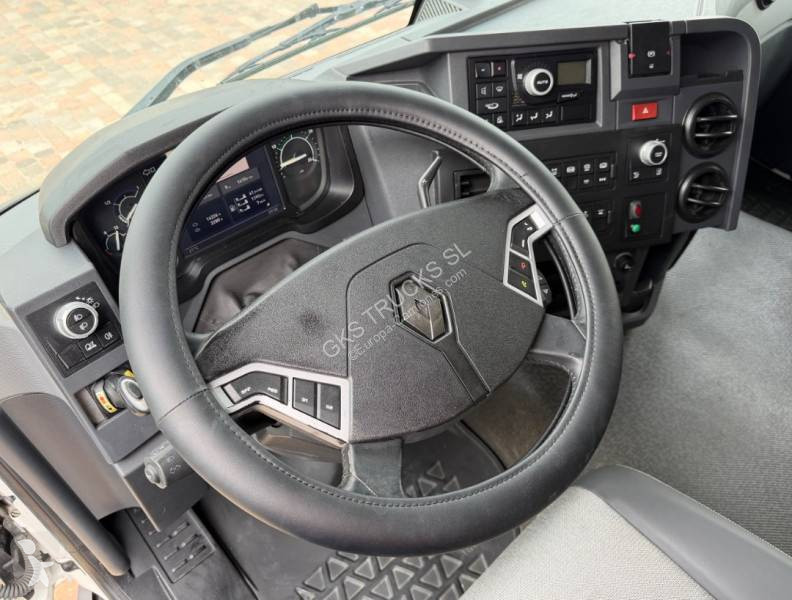 جرار Renault