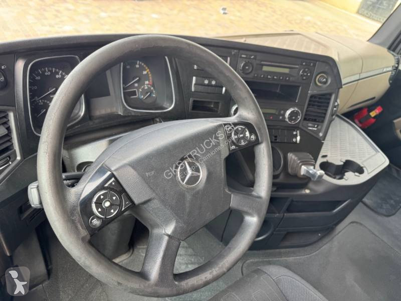 جرار Mercedes