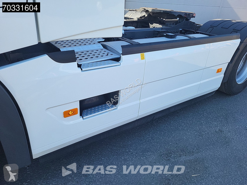 جرار Volvo 500 4X2 XL 2xTanks I-ParkCool Navi ACC