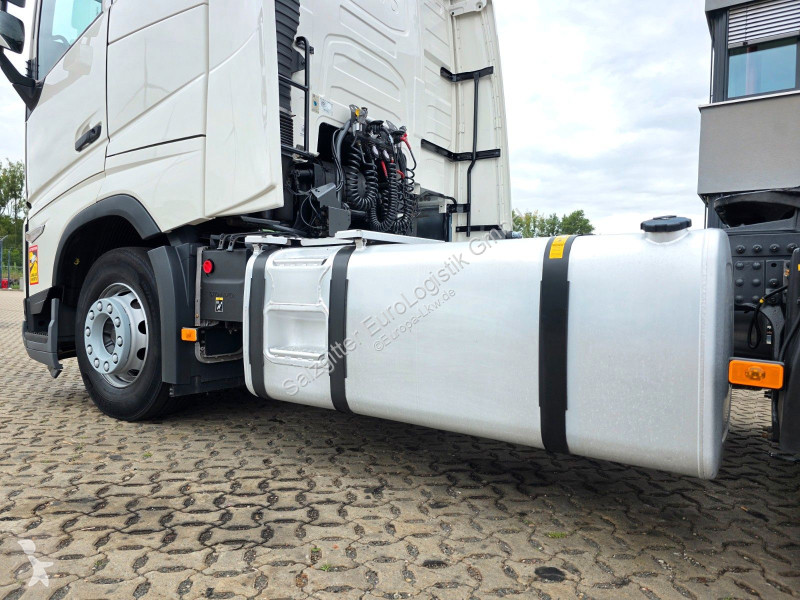 جرار Volvo 500 | 6E | Teilledersitze |...