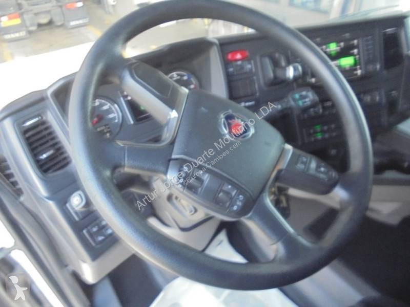 جرار Scania