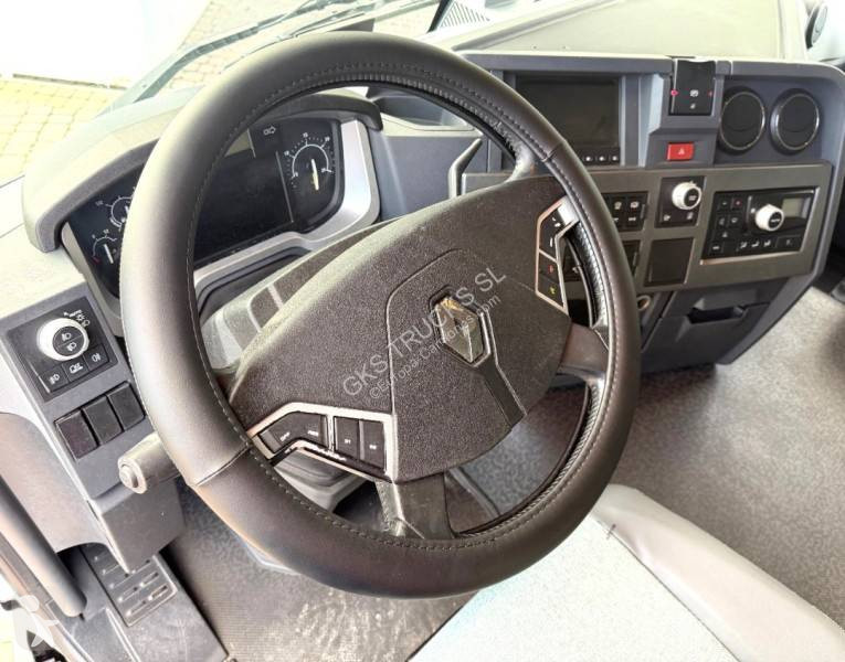 Traktor Renault