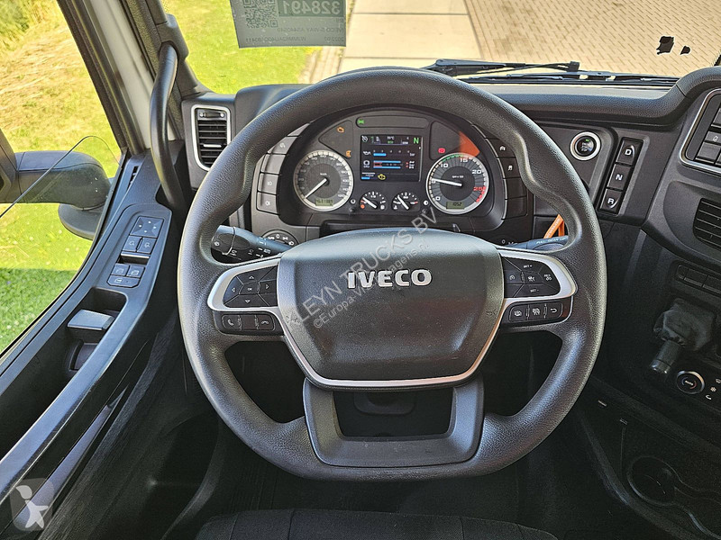 جرار Iveco AS440S49