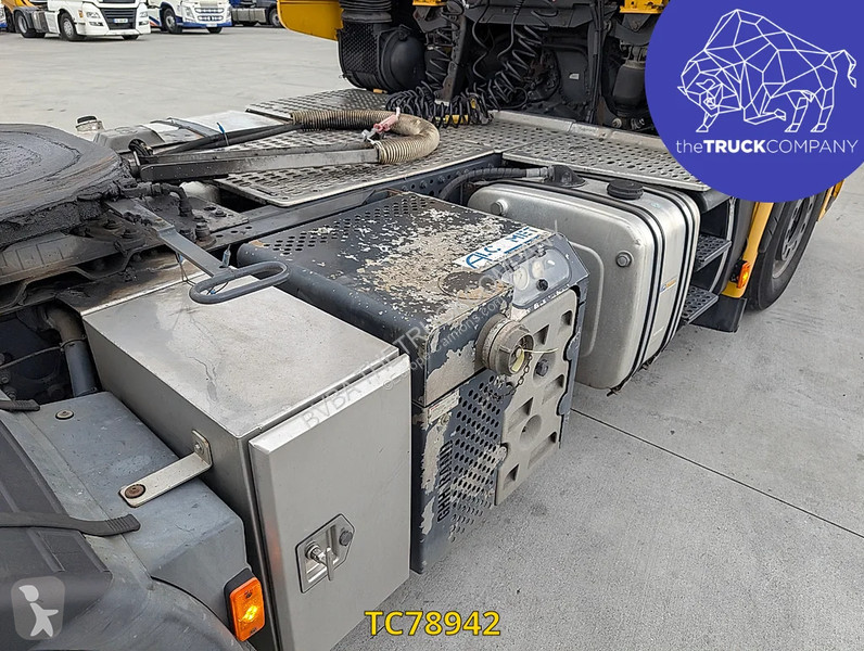 Tracteur Iveco 440 S48