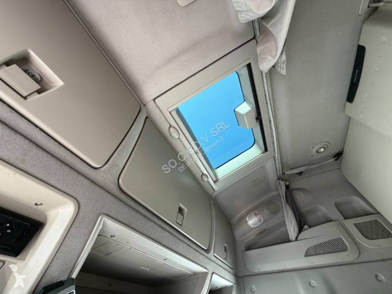 Cabeza tractora Iveco