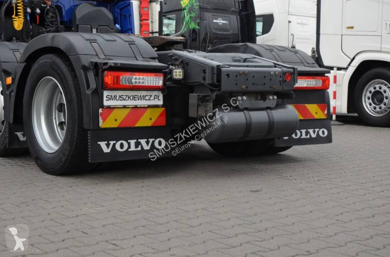 Cabeza tractora Volvo