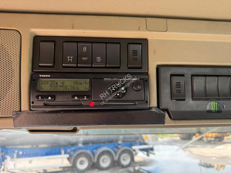 Trekker Volvo FM 370 4X2 EURO 6 - DAMAGED