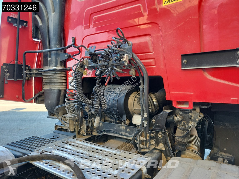 Trekker Renault T 460 4X2 SleeperCab Hydraulic