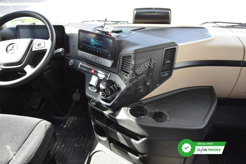 Tracteur Mercedes 5 1845 BigSpace MirrorCam