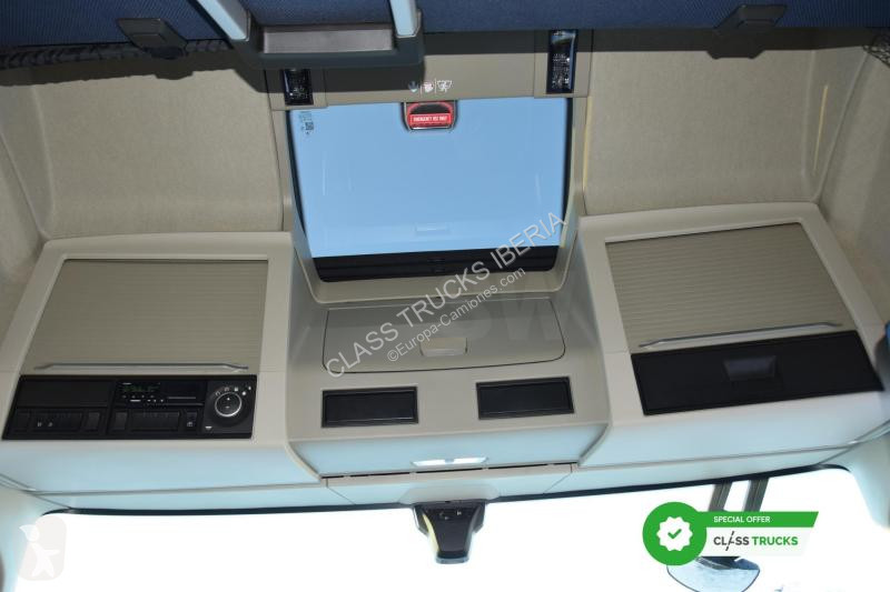 Cabeza tractora Volvo 500 Globetrotter XL Varios