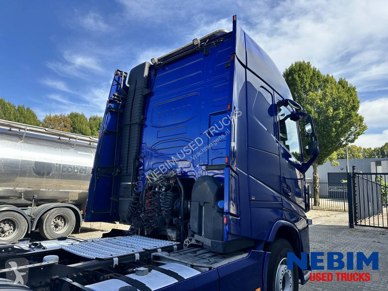 Cabeza tractora Volvo 500 6x4 model 2021 - Full...