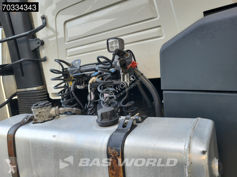 Cabeza tractora Renault T 480 6X2 HIGH 2x Tanks...