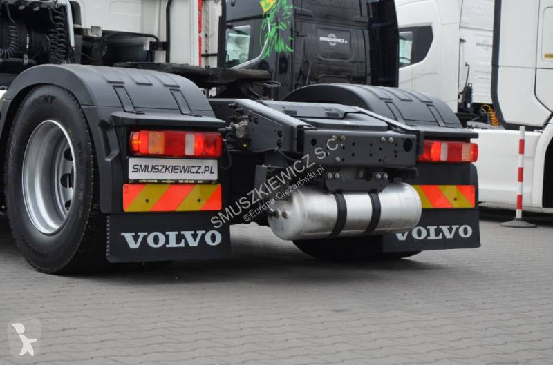 Тягач Volvo