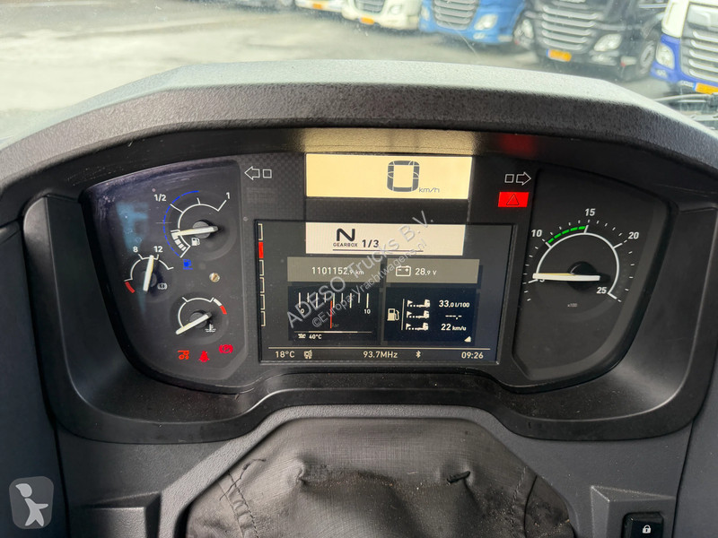 Cabeza tractora Renault T430 Manual 6x2, hydraulic
