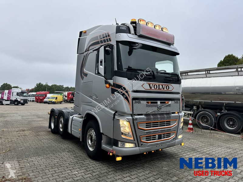 Тягач Volvo 6x2 Globetrotter - Sliding fight wheel
