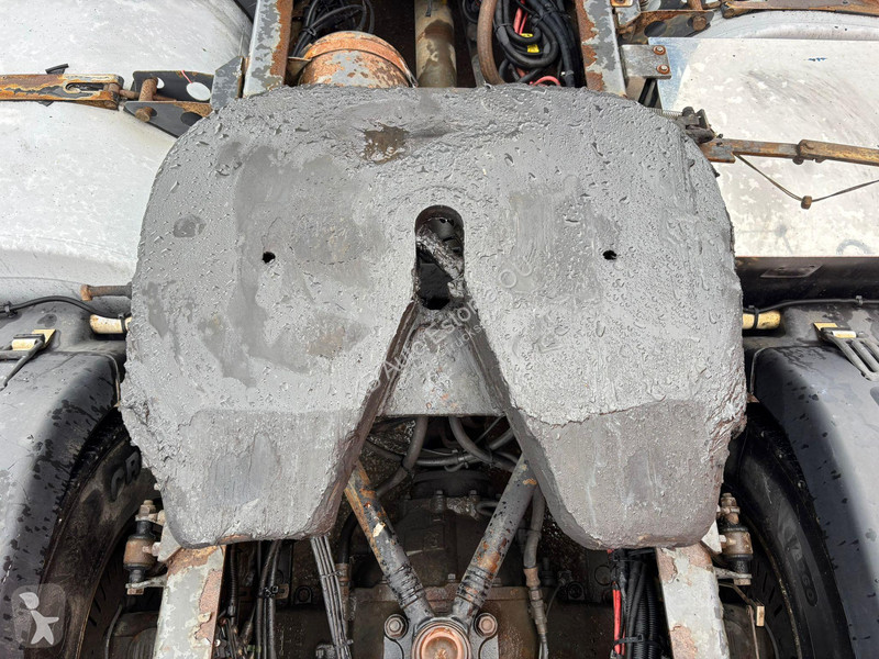 Cabeza tractora Volvo 440 4x2 ADR