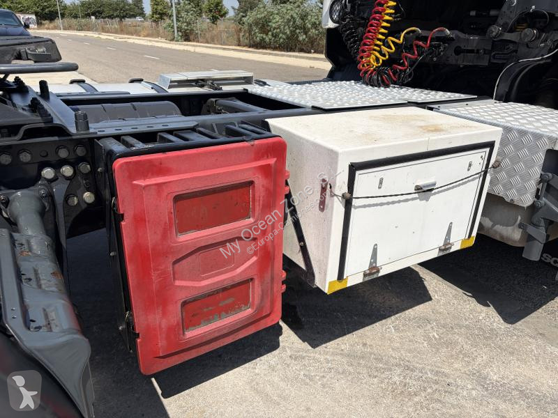 Cabeza tractora Scania 400