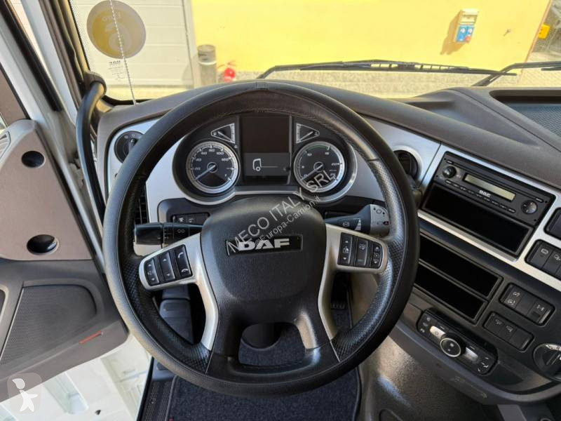 Tahač DAF 480